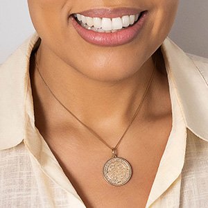 Pingente medalha de são bento com zircônias 542873 - Imagem 5